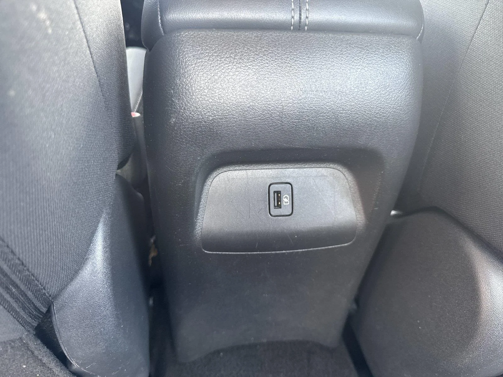 Used 2022 Rosewood Metallic Nissan SV image 32