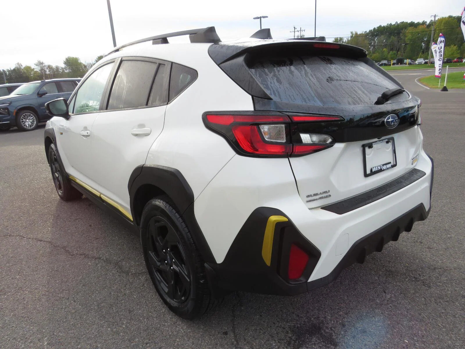 Used 2024 Crystal White Pea Subaru Sport image 11