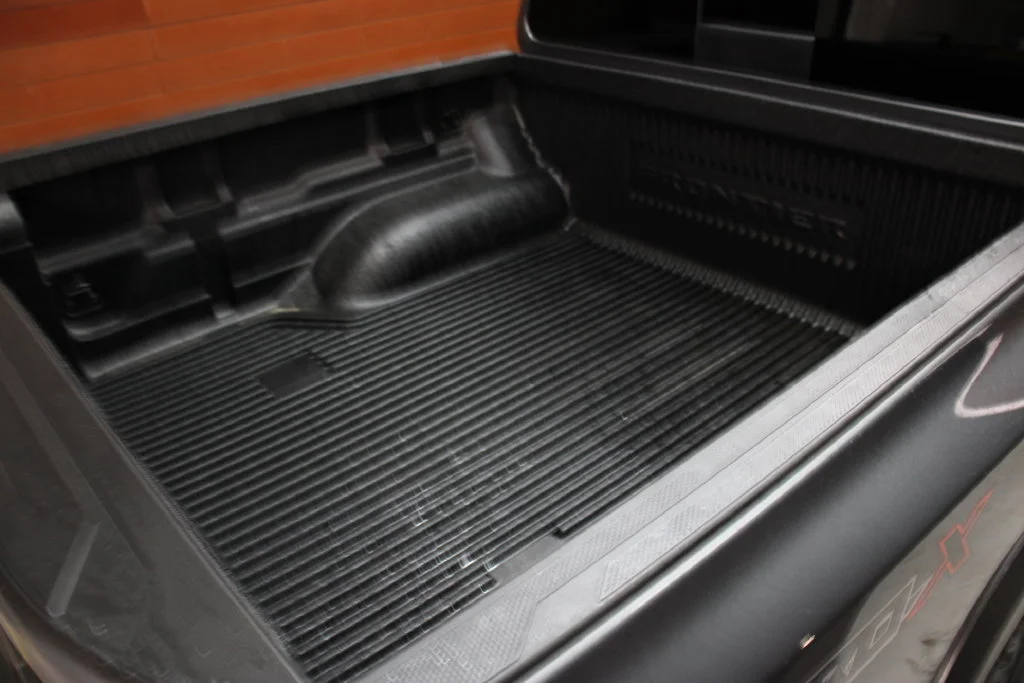 New 2027 Gun Metallic Nissan Crew Cab PRO-X® image 25