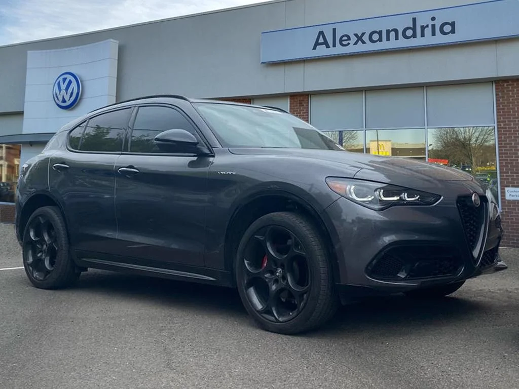2024 Alfa Romeo Stelvio Veloce
