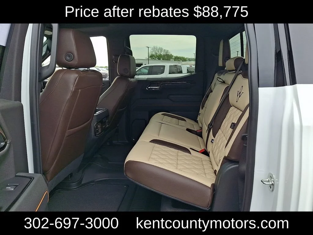 2026 GMC Sierra 1500 AT4 - Photo 11