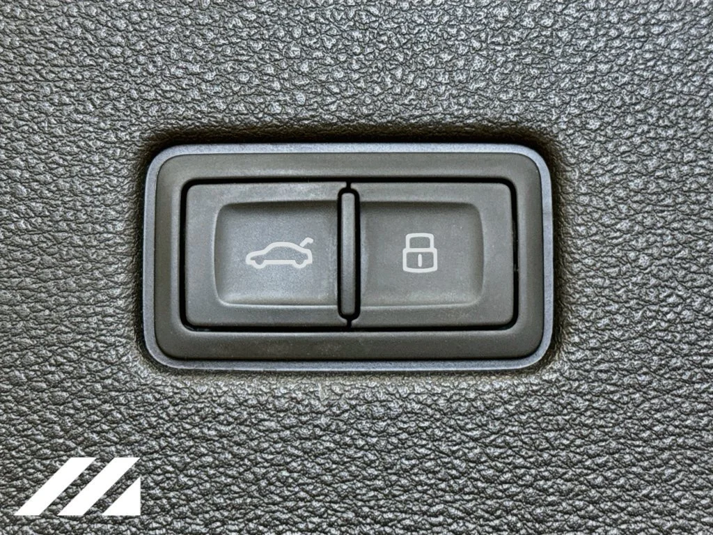 Used 2019  Audi Prestige image 29