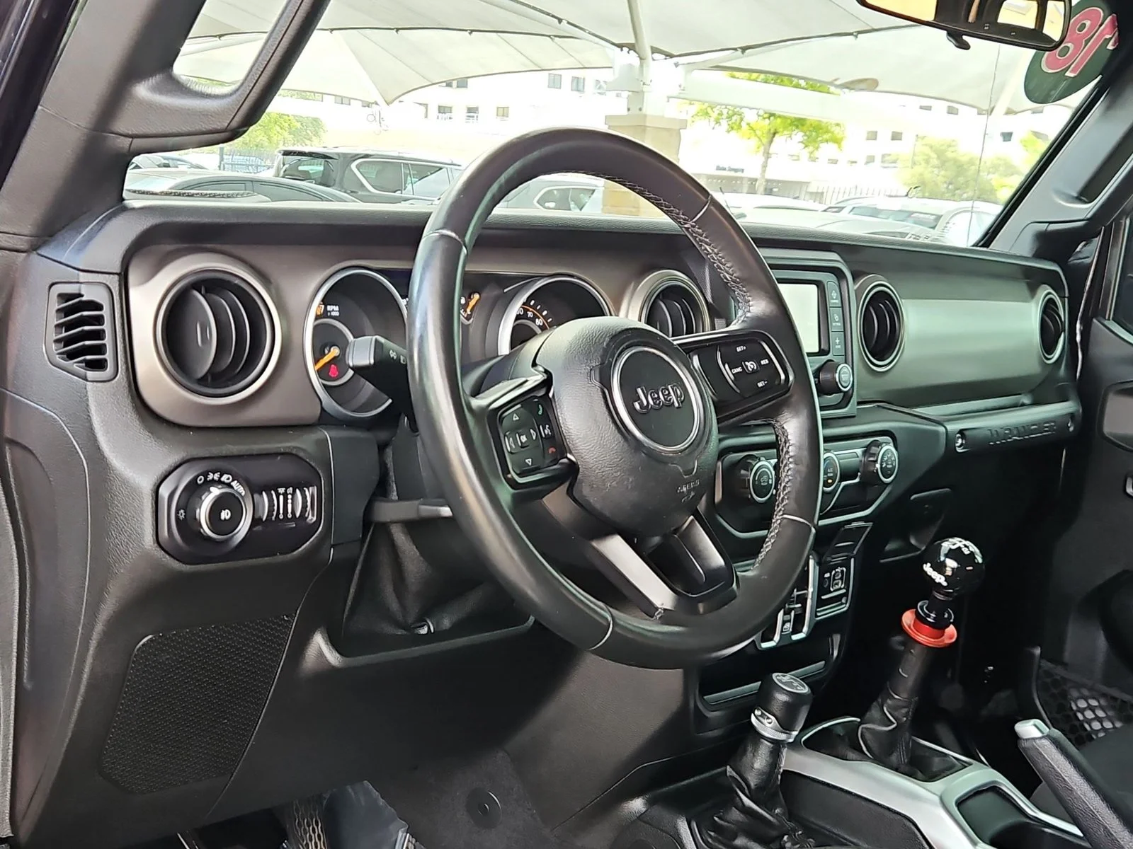 Used 2018 Black Clearcoat Jeep Sport S image 10
