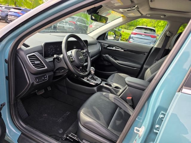 Used 2025 Blue Kia EX image 15