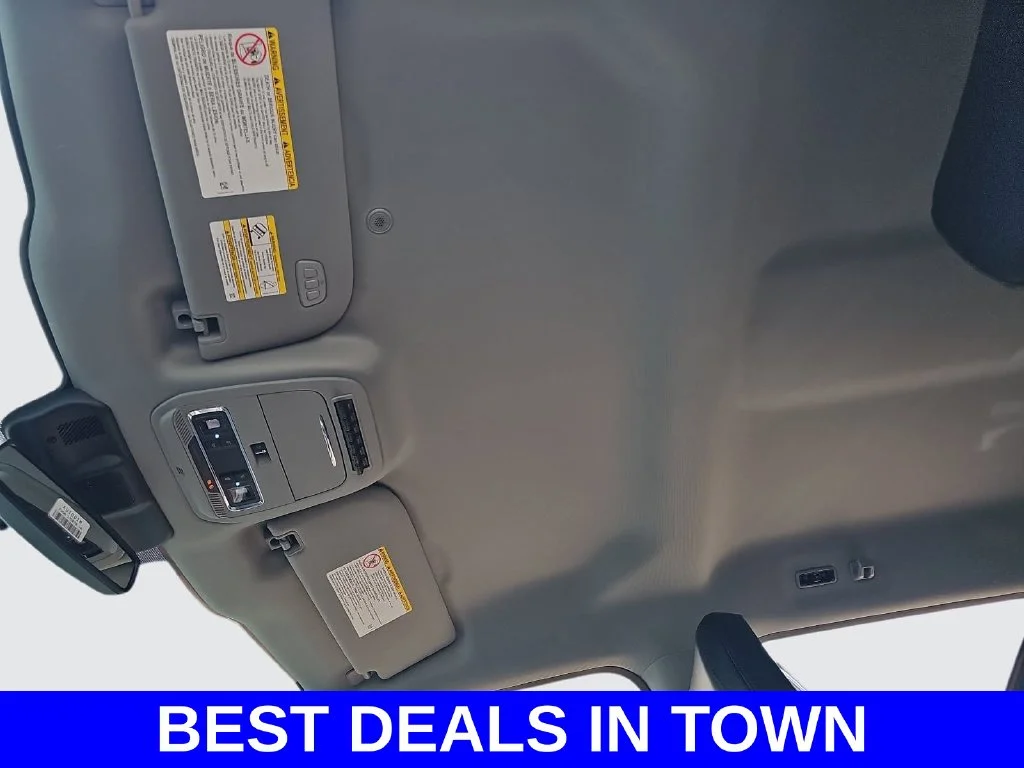 New 2026 Glacier Gray Metallic Tri-Coat Ford F-250® Lariat® image 30