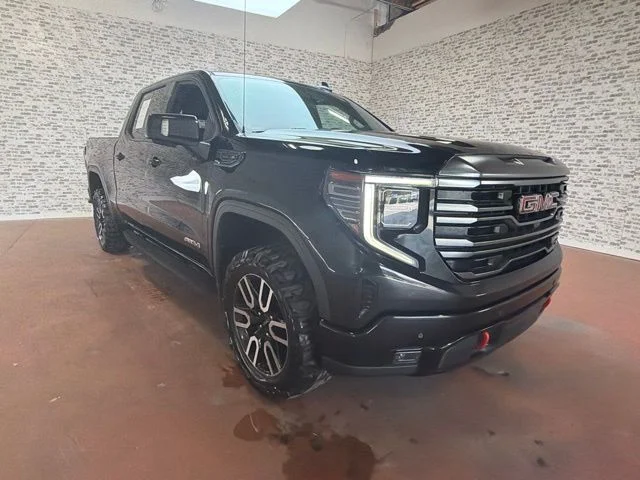 Used 2022 Black GMC AT4 image 9