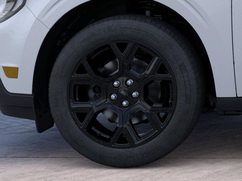 New 2026 Space White Ford XLT image 4