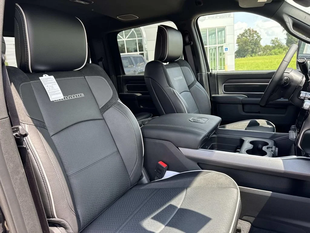 2026 RAM 2500 Laramie - Photo 24