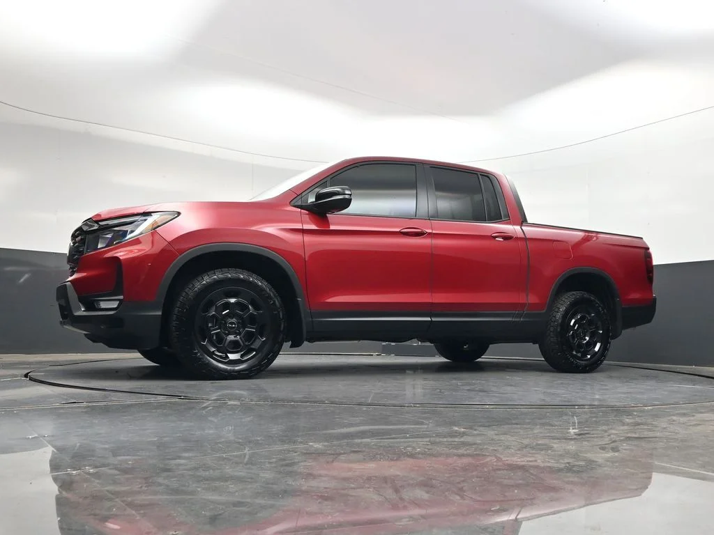 Used 2026 Radiant Red Metallic II Honda TrailSport+ image 30