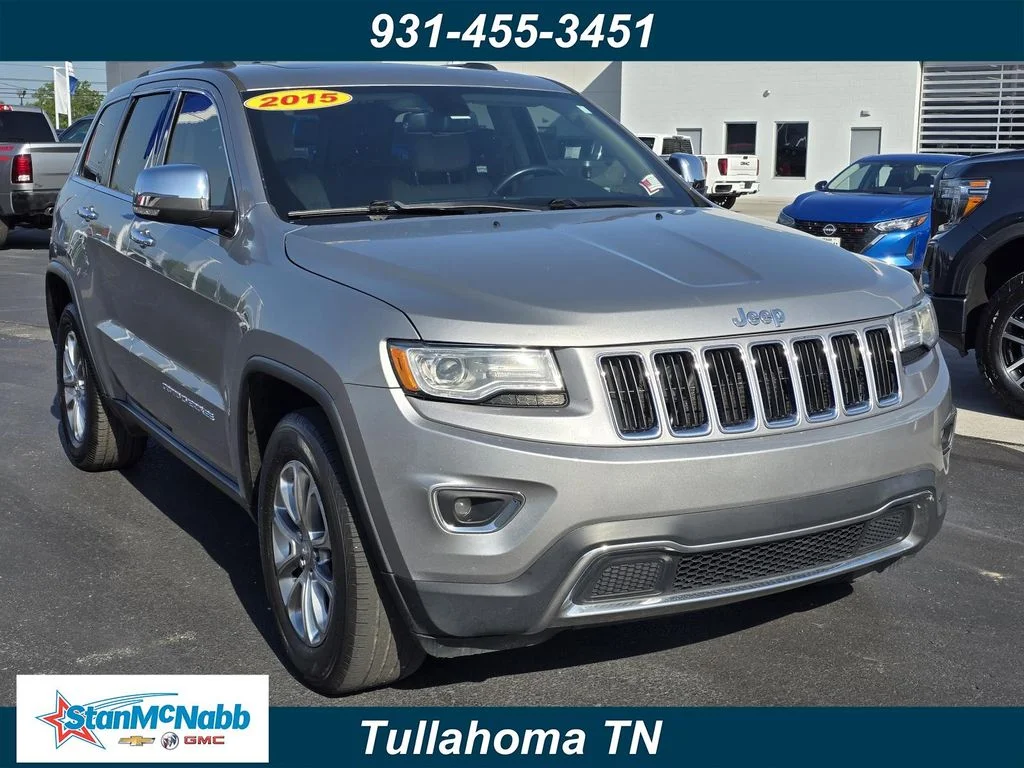 Used 2015 Silver Jeep Limited image 1