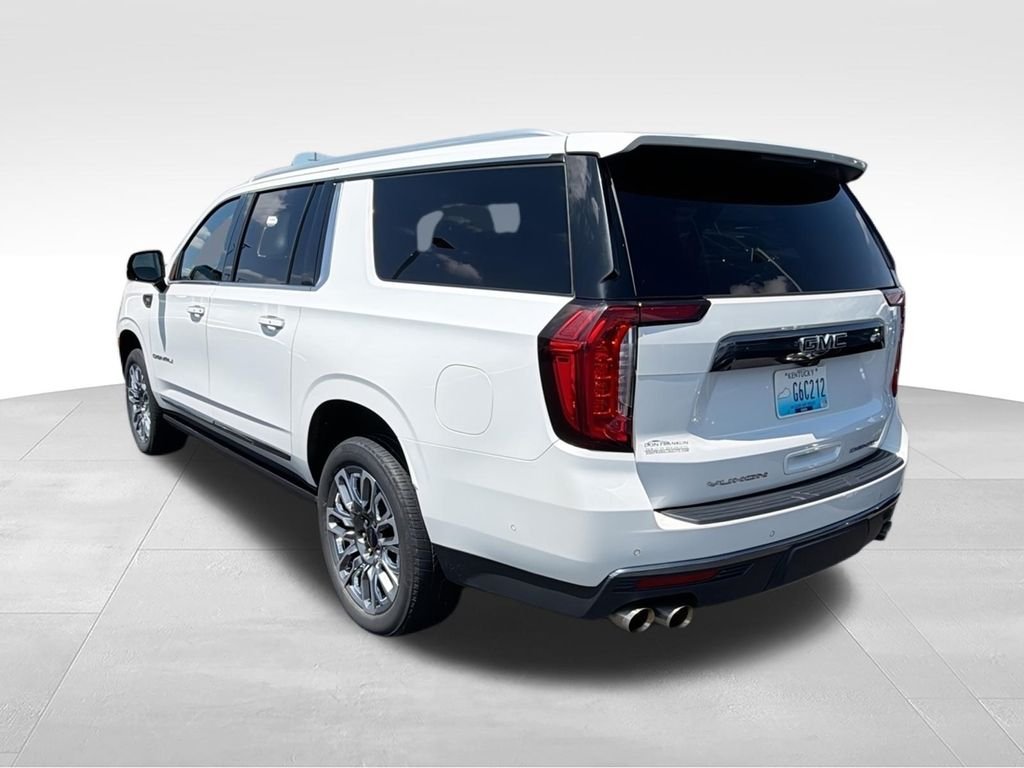 Used 2023 White GMC Denali Ultimate image 6