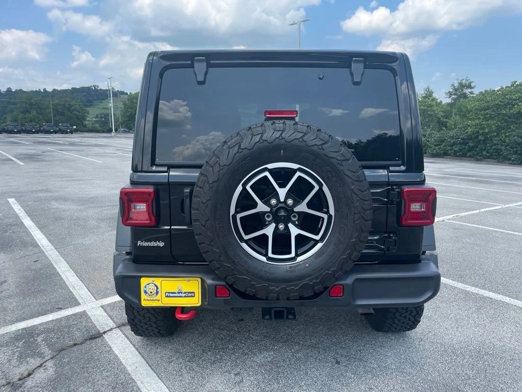 Used 2025 Black Jeep Rubicon image 4