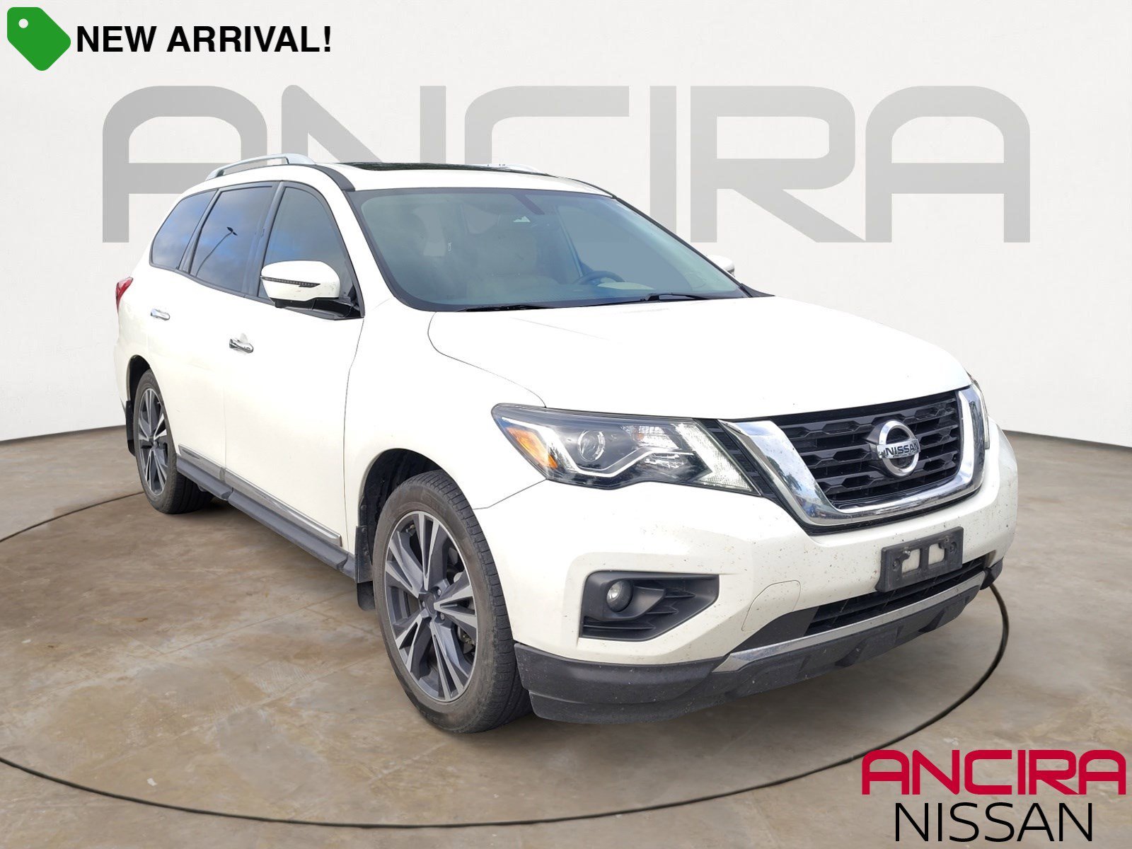 2018 Nissan Pathfinder Platinum 2WD's photo