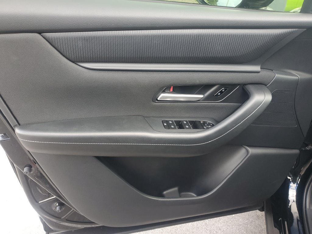 Used 2025 Black Mazda 3.3 Turbo Select image 10