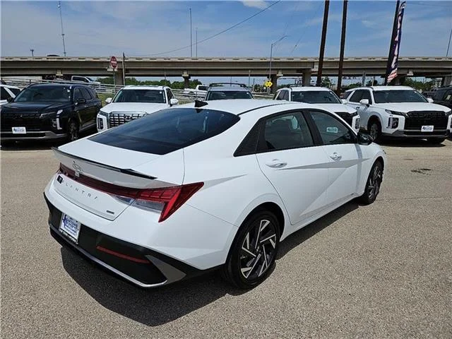 New 2025 Serenity White Hyundai SEL Sport image 5