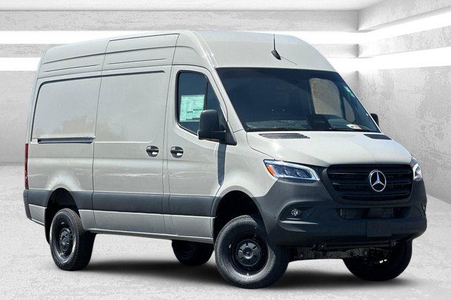 2025 Mercedes-Benz Sprinter 2500 Cargo 144 WB