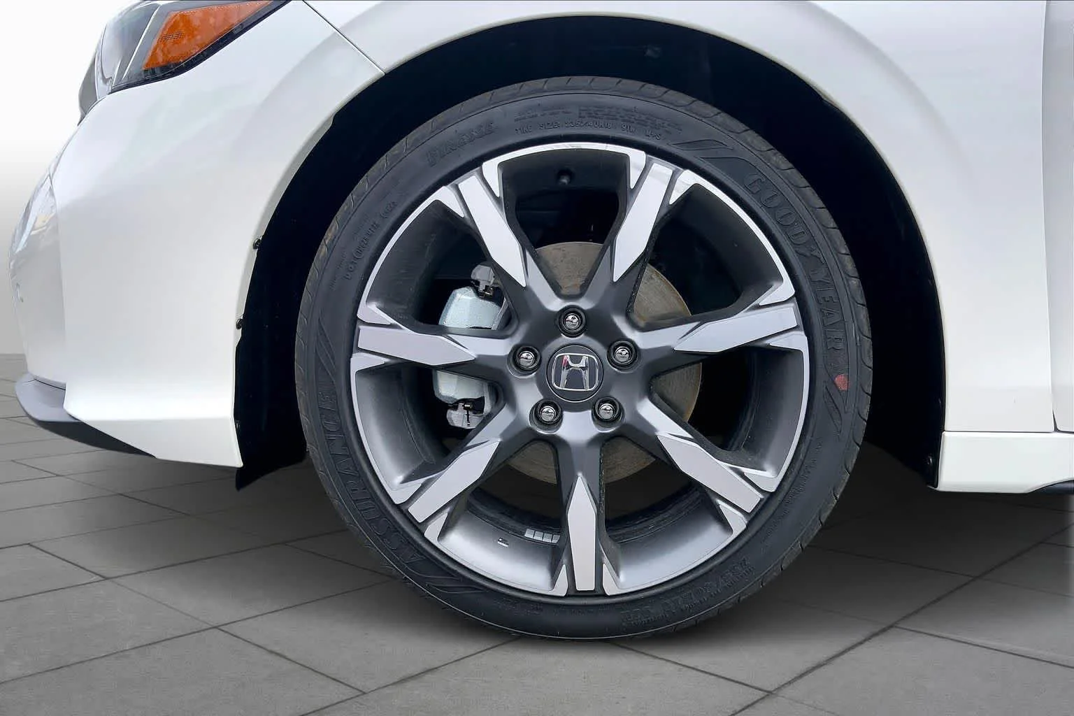 New 2026 Platinum White Pearl Honda Sport Touring image 11