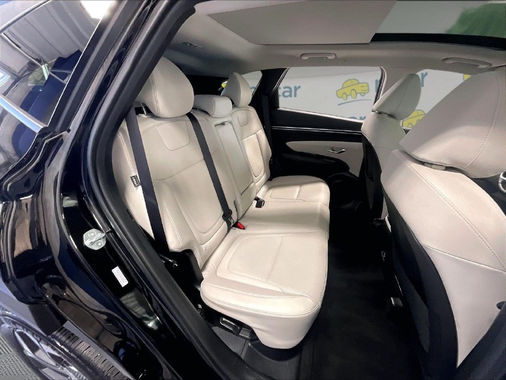 Used 2024 Black Hyundai SEL Convenience image 16