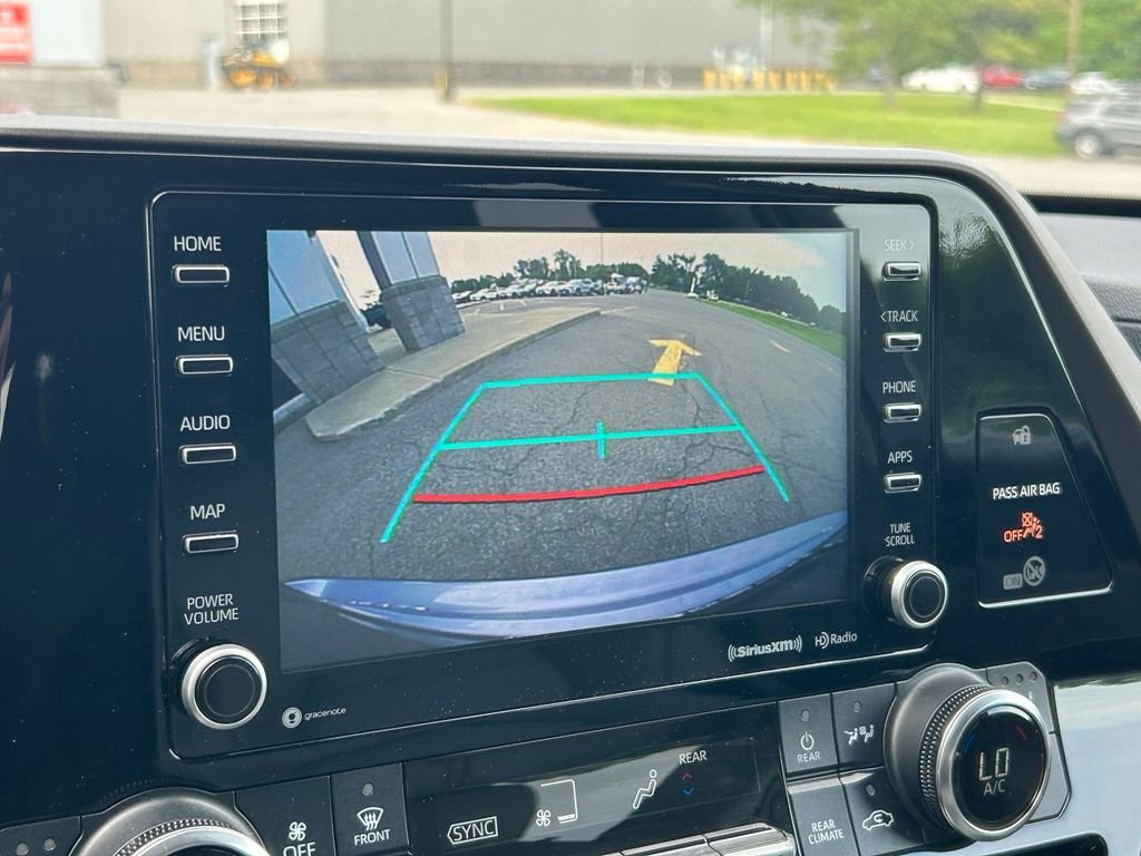 Used 2022 Moon Dust Toyota XLE image 27
