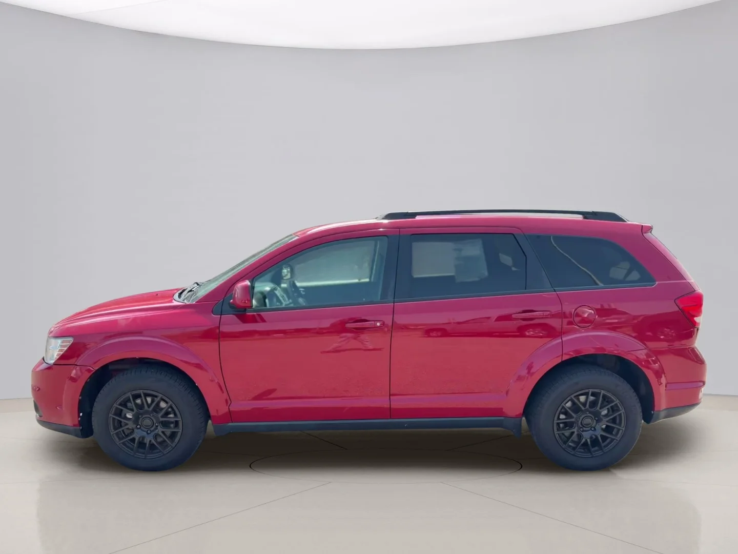Used 2016 Red Dodge SXT image 2