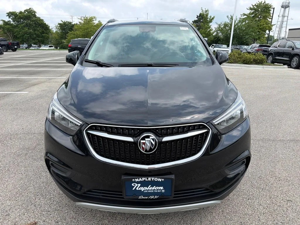 Used 2022 Black Buick Preferred image 3