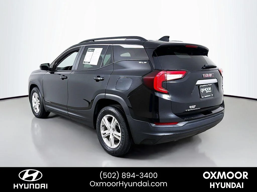 Used 2022 Ebony Twilight Metallic GMC SLE image 5