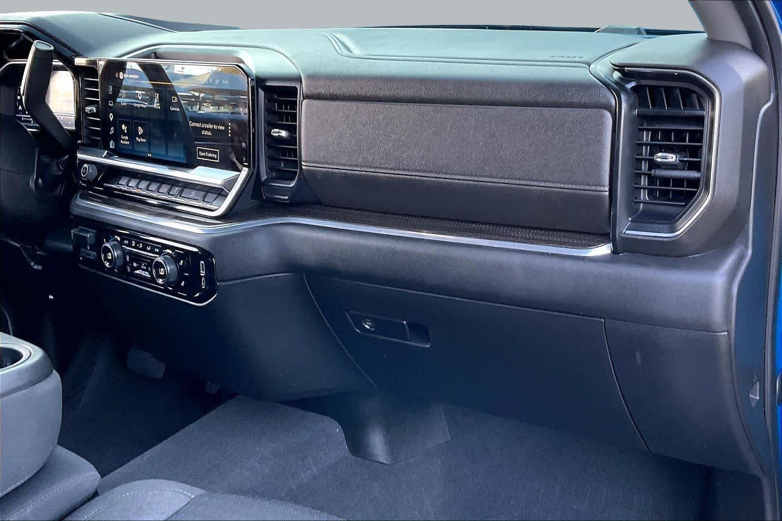 Used 2022 Glacier Blue Metallic Chevrolet LT image 18