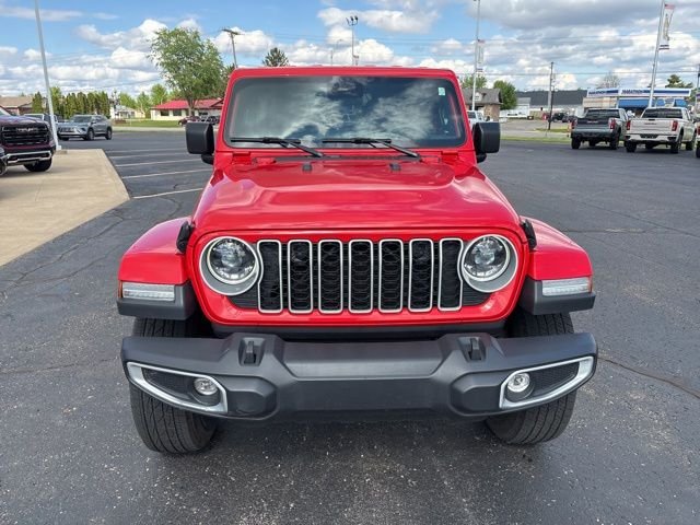 Used 2025 Red Jeep Sahara image 11