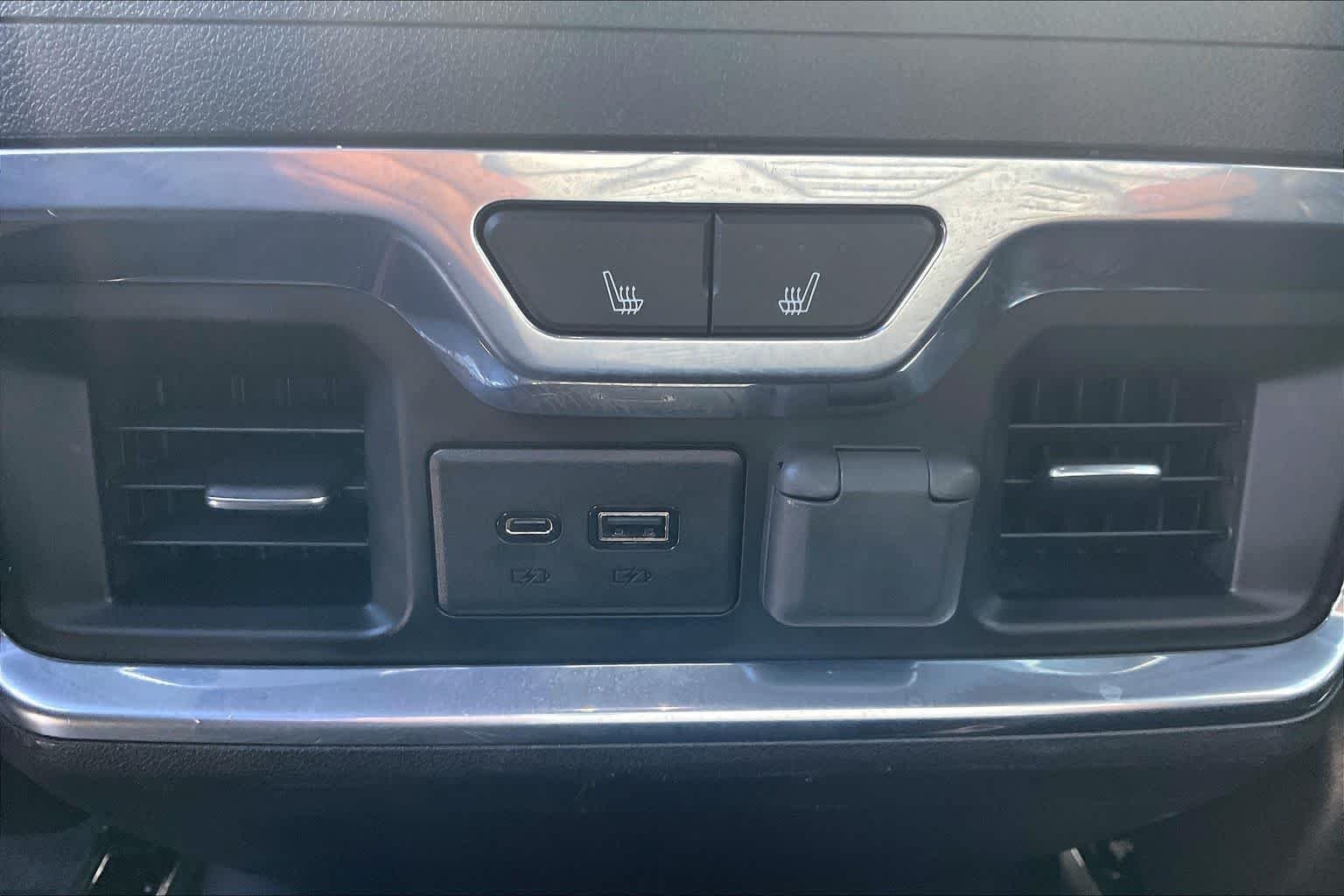 Used 2020 ONYX BLACK GMC AT4 image 28