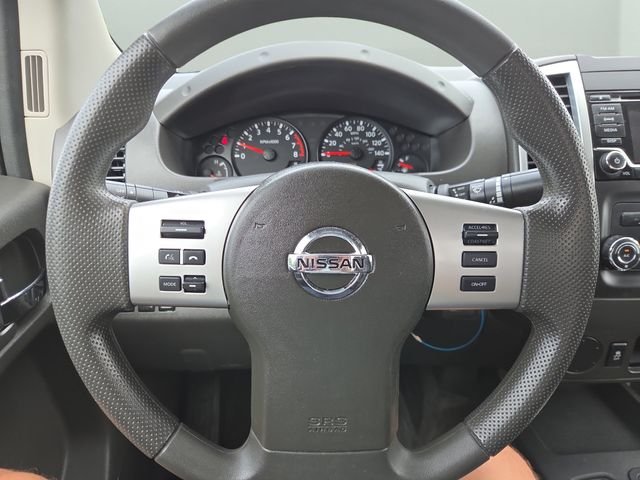 Used 2017 Brilliant Silver Nissan SV image 16