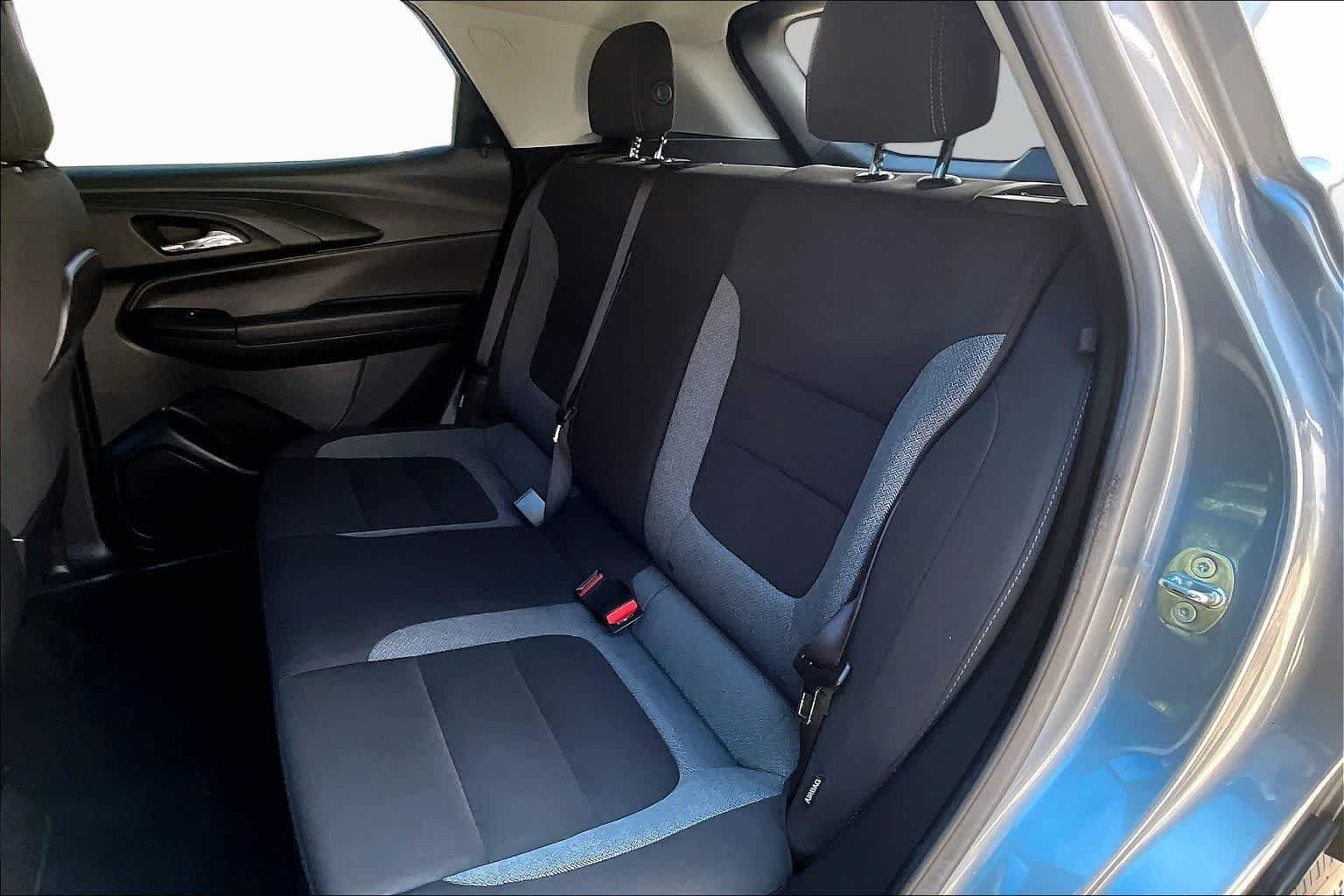 Used 2023 Sterling Gray Metallic Chevrolet LT image 21