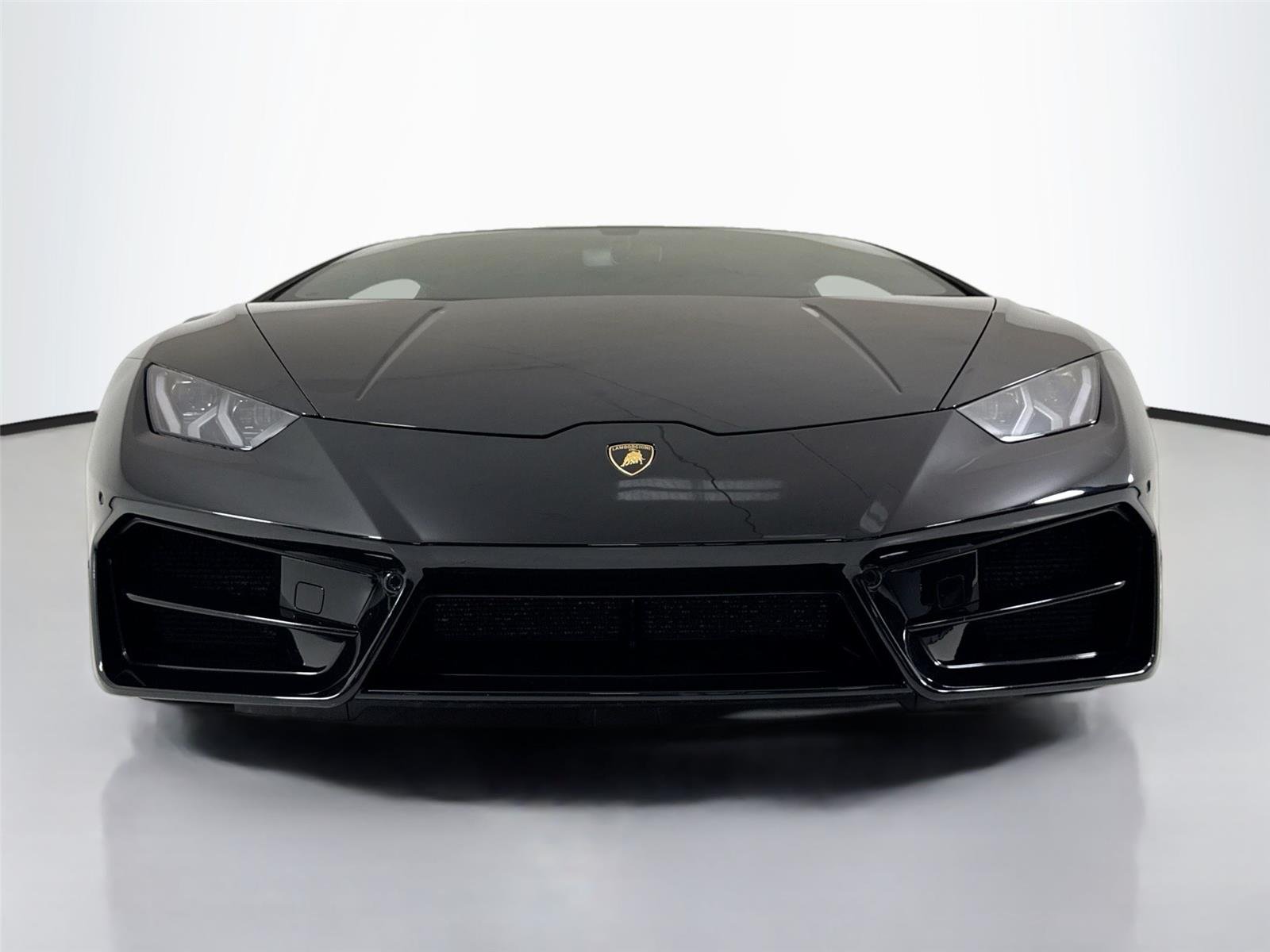 Used 2018 Arancio Borealis Pearl Effect Lamborghini  image 35