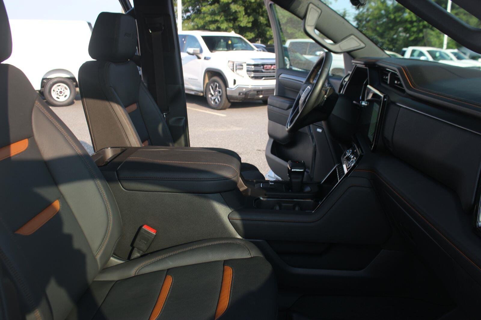 Used 2026 Summit White GMC AT4 image 38