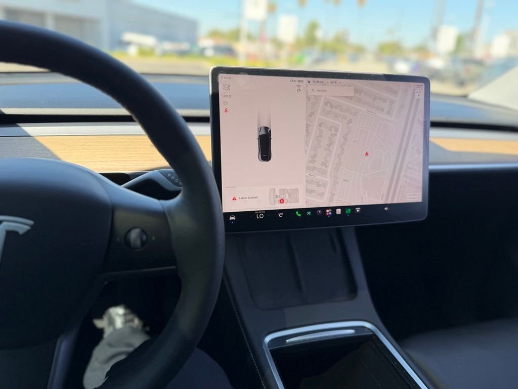 Used 2023 Midnight Silver Metallic Tesla Long Range image 8