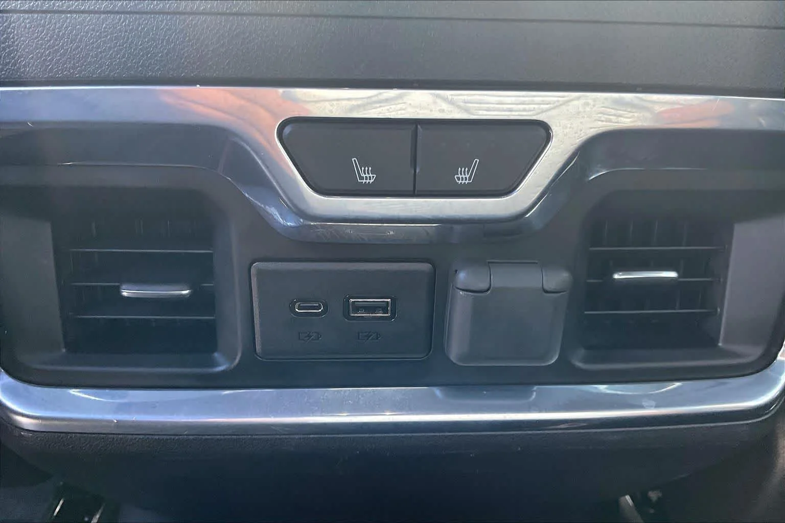 Used 2020 Onyx Black GMC AT4 image 28