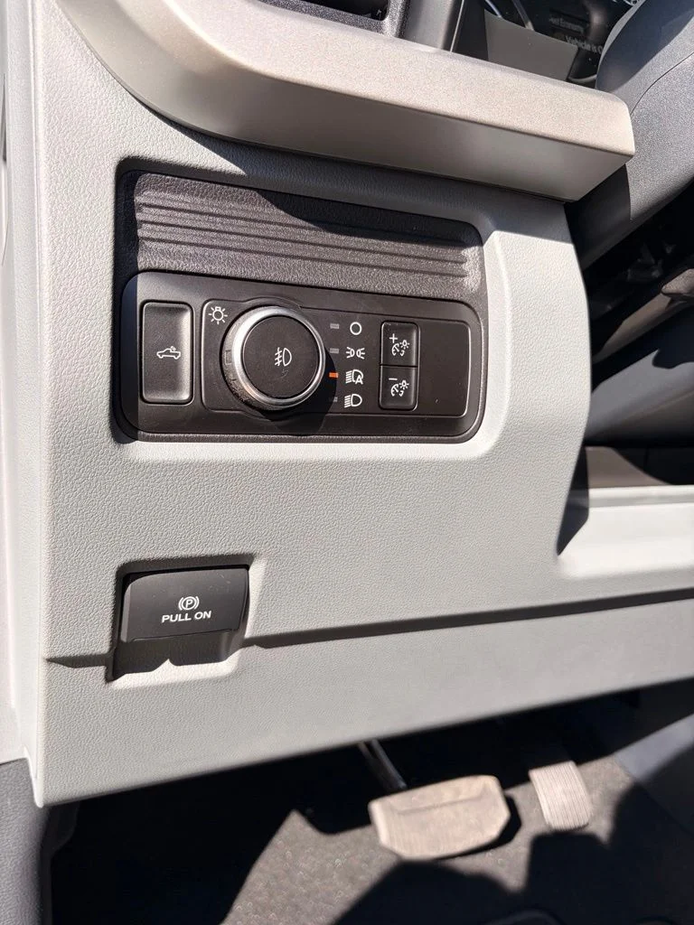 New 2026 Avalanche Ford F-350® XL image 11