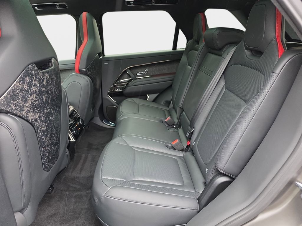New 2025 Match-to-Sample Black in Satin finish LAND ROVER SV Edition Two image 14