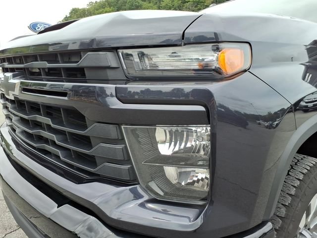 Used 2024 Gray Chevrolet Custom image 3
