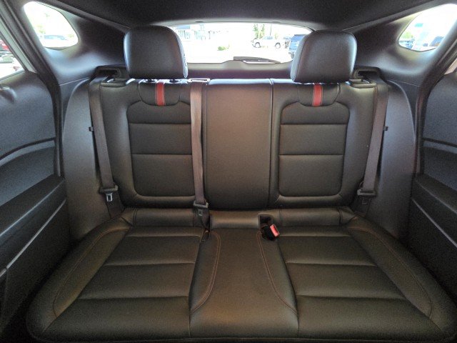 Used 2025 Summit White Chevrolet 2RS image 18