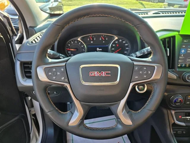 Used 2023 SUMMIT WHITE GMC AT4 image 31