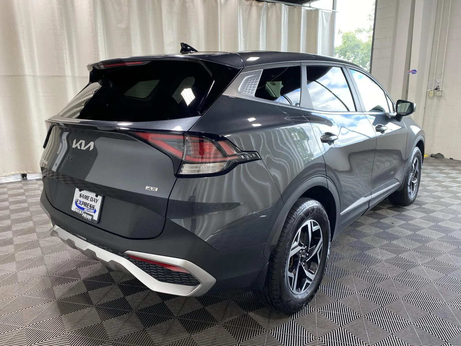 Used 2024 Gravity Gray Kia LX image 15