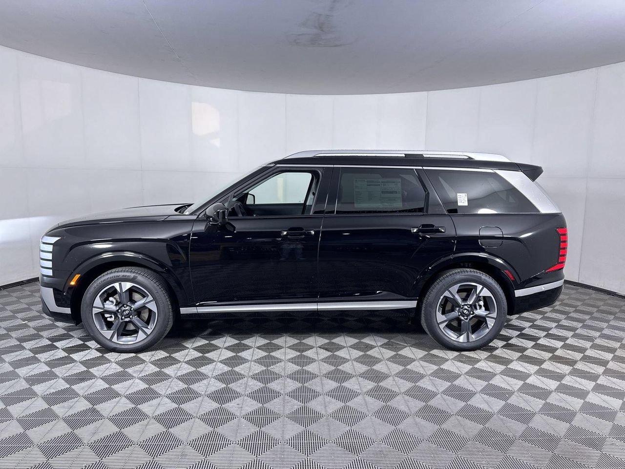 New 2027 Abyss Black Pearl Hyundai Limited 7P image 8