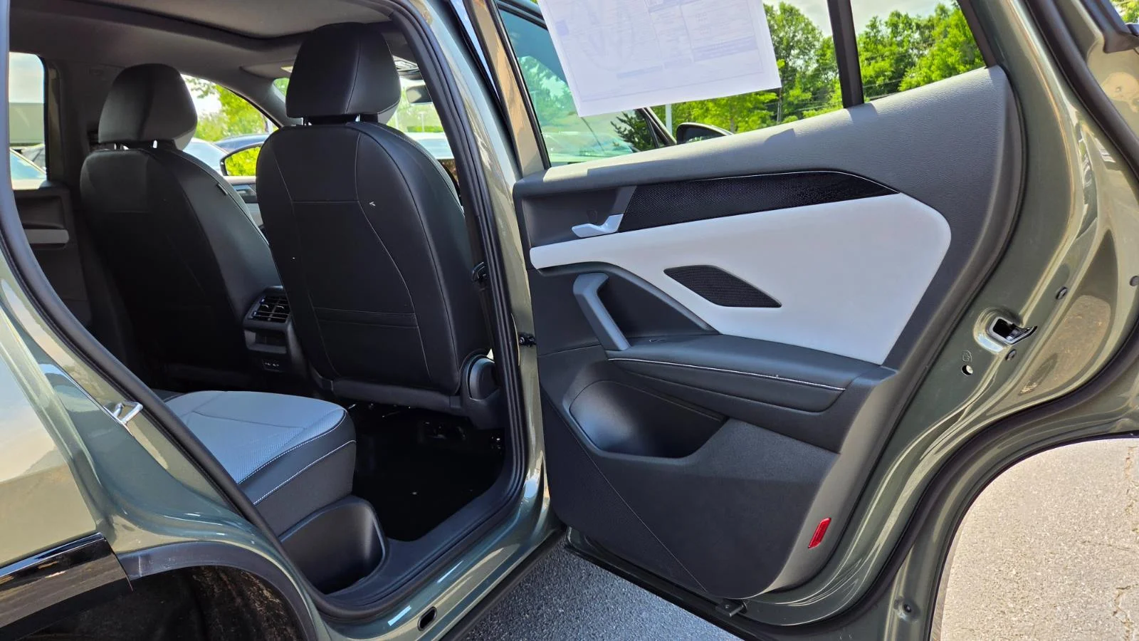New 2026 Avocado Green w/Deep Black Roof Volkswagen SE R-Line Black image 49