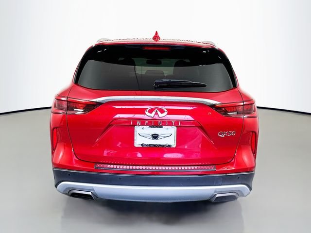 Used 2020 Red INFINITI Autograph image 6