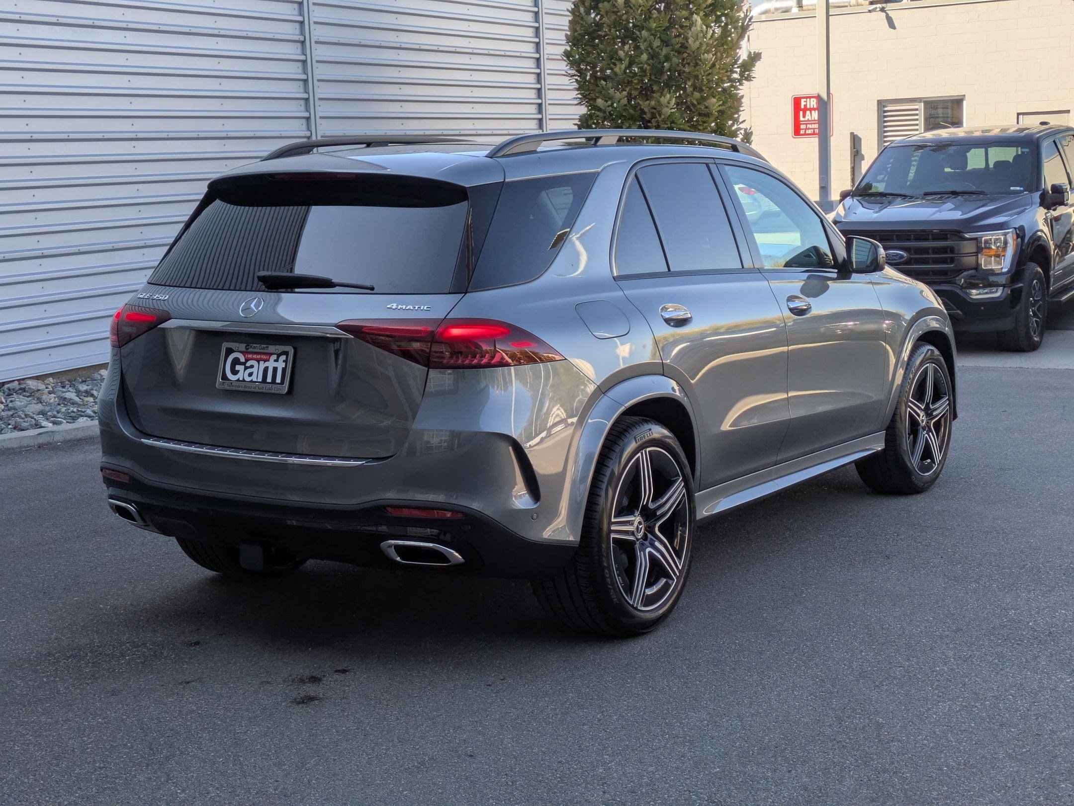 New 2026 Selenite Grey Metallic Mercedes-Benz GLE 350 image 3