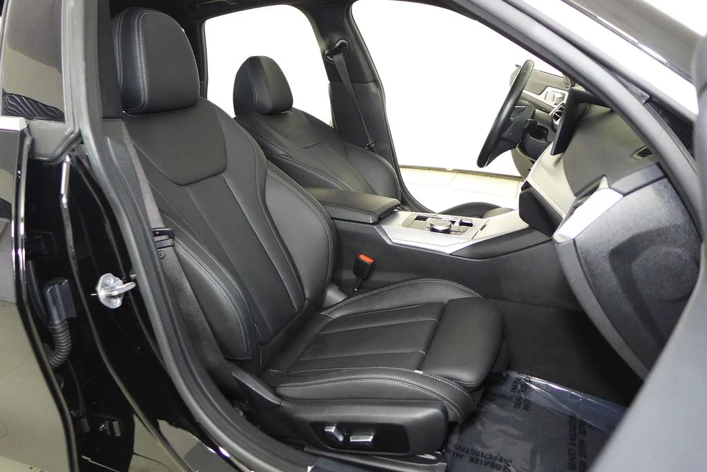 Used 2023 Black BMW eDrive35 image 19