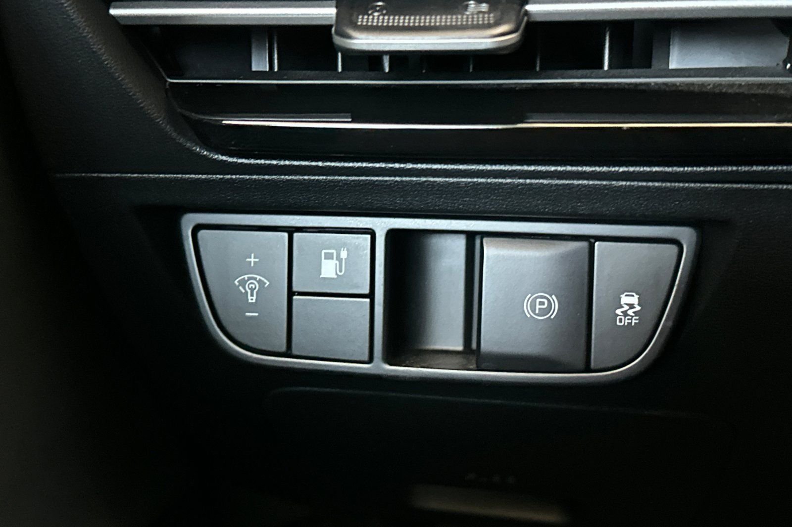 Used 2024 Blue Kia Light image 31