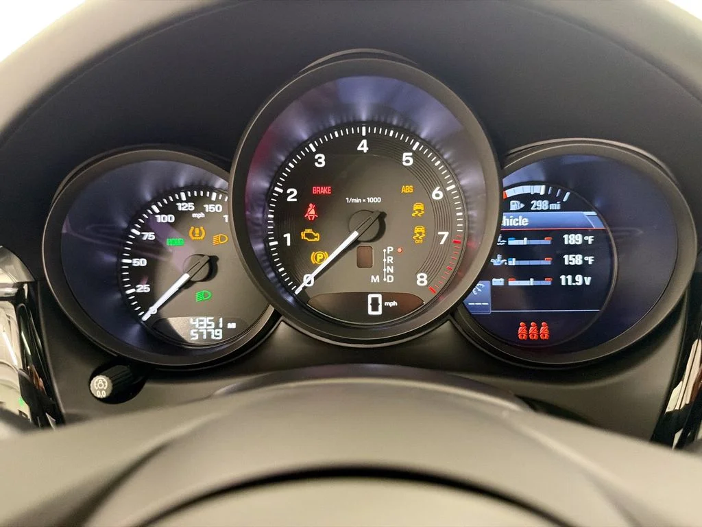 Certified Used 2025  Porsche  image 13