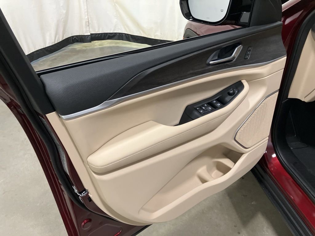 New 2026 Velvet Red Pearl-Coat Exterior Paint Jeep Limited image 10