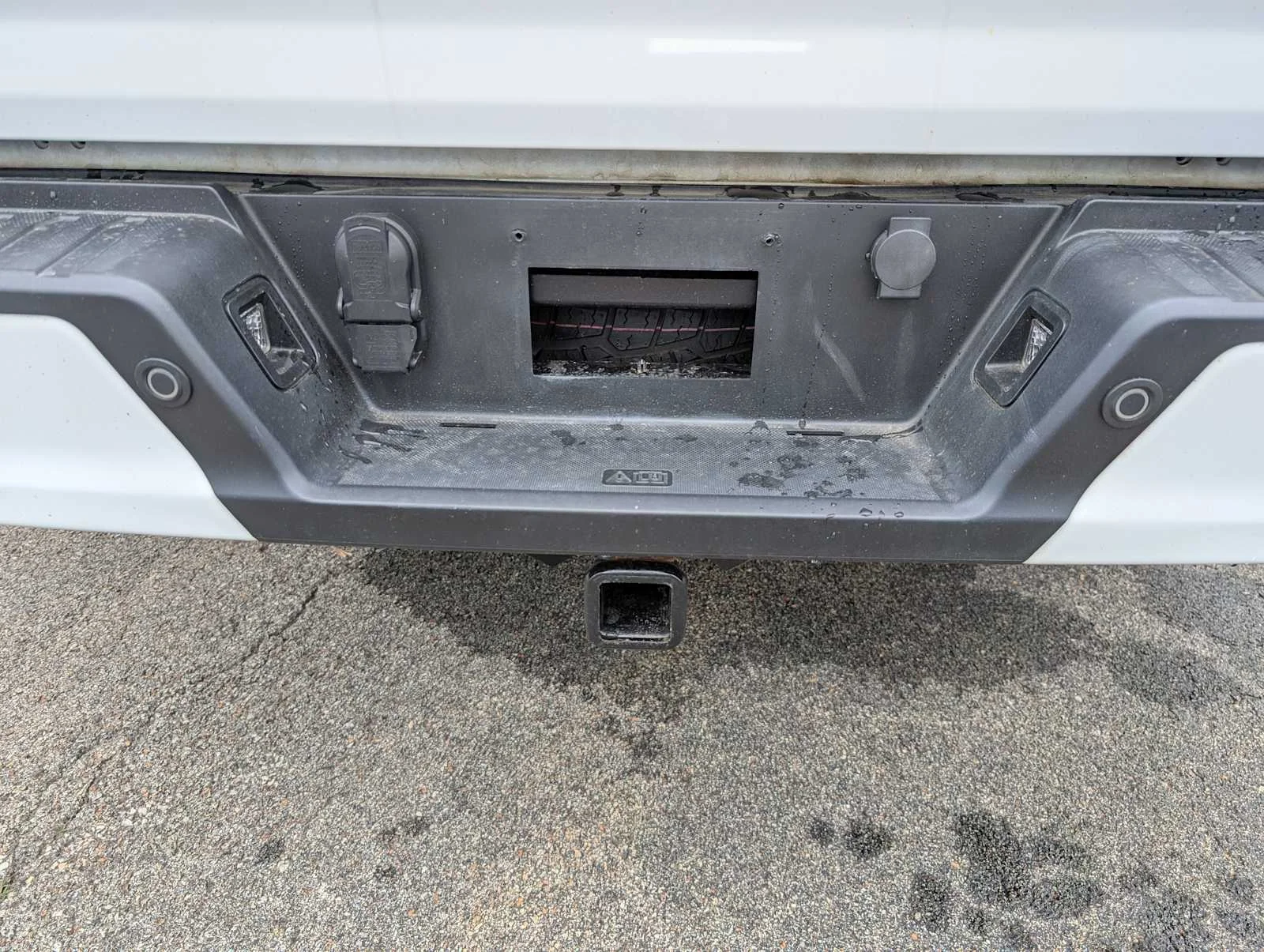 Used 2023 Oxford White Ford XLT image 11